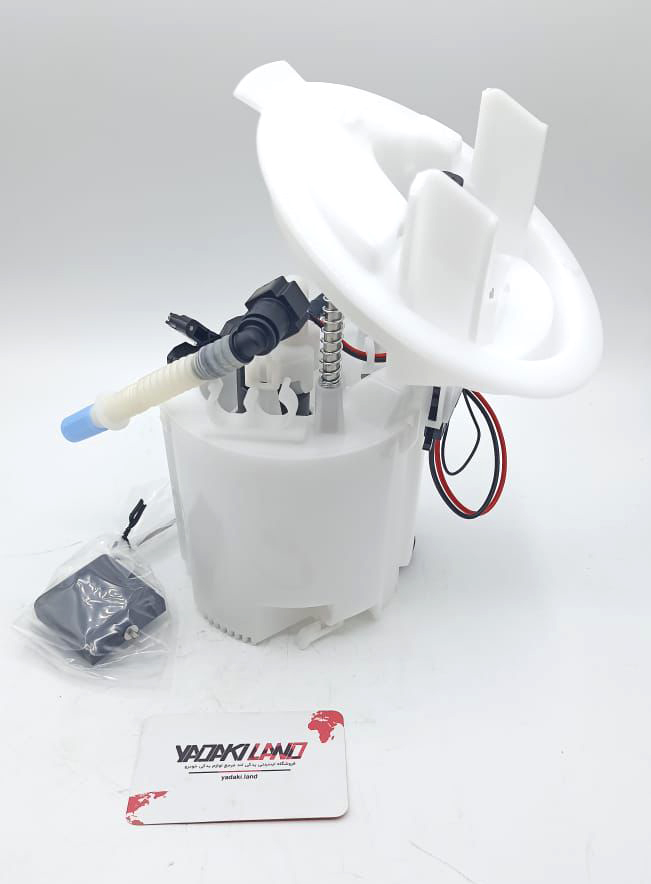 پمپ بنزین بنز C200 مدل 2014